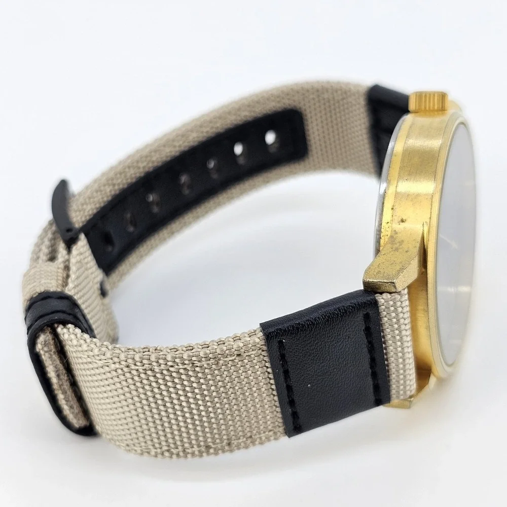 Komono Winston Men's Watch 42MM Brown Dial NEW Tan Nylon Bands NEW Battery‎